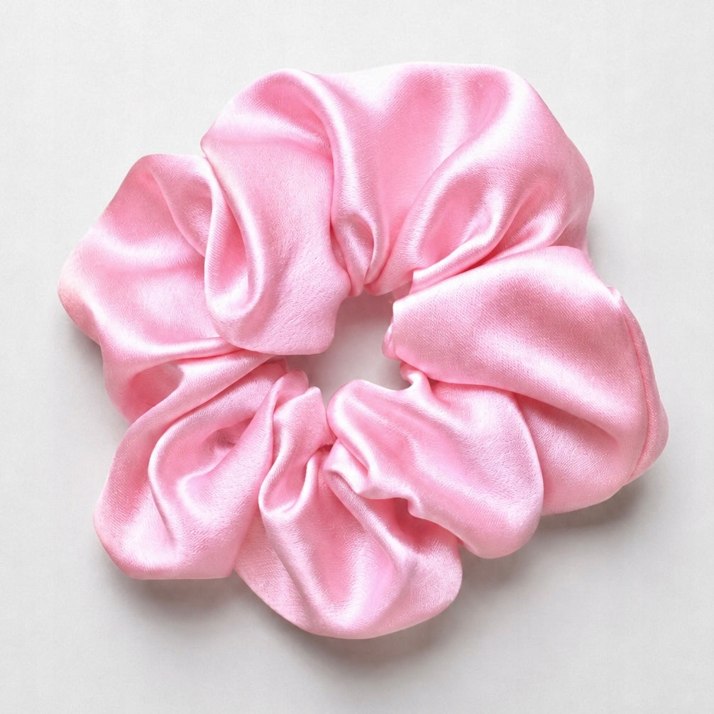 Jedwabna gumka do włosów 100% Jedwab scrunchie Jasny róż Meravil rozmiar M