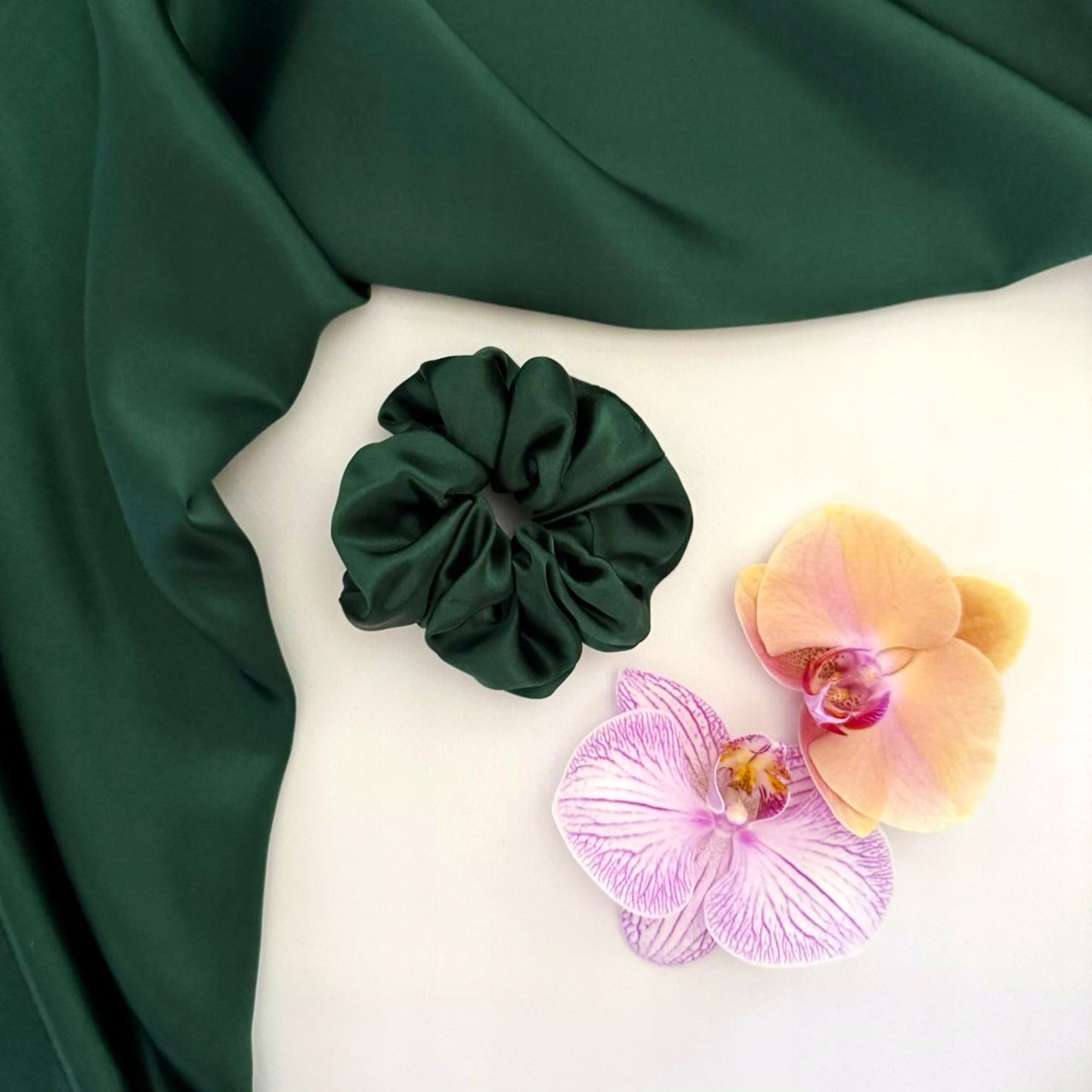 JEDWABNA GUMKA DO WŁOSÓW SCRUNCHIE 100% JEDWAB MORWOWY 22 mm BUTELKOWY r. M