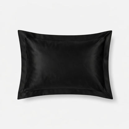 Jedwabna poszewka 70x80 z ozdobną ramką Oxford - czarna