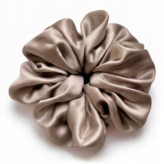 Jedwabna gumka do włosów 100% Jedwab scrunchie taupe XXL Meravil