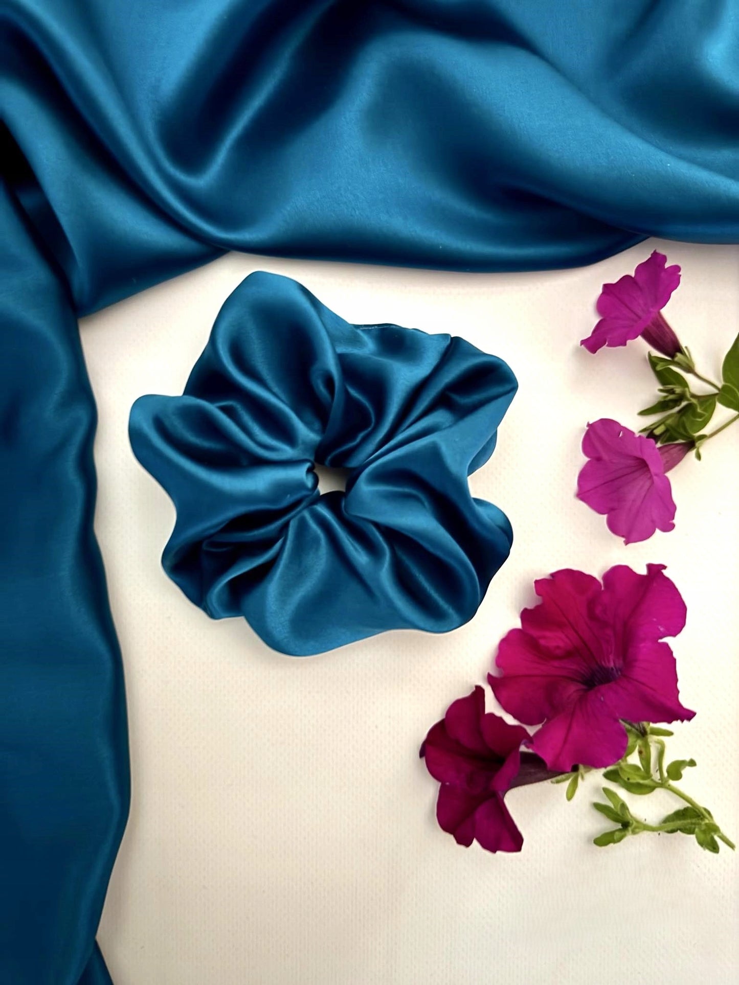 JEDWABNA GUMKA DO WŁOSÓW SCRUNCHIE 100% JEDWAB MORWOWY 22 mm MORSKI r. L